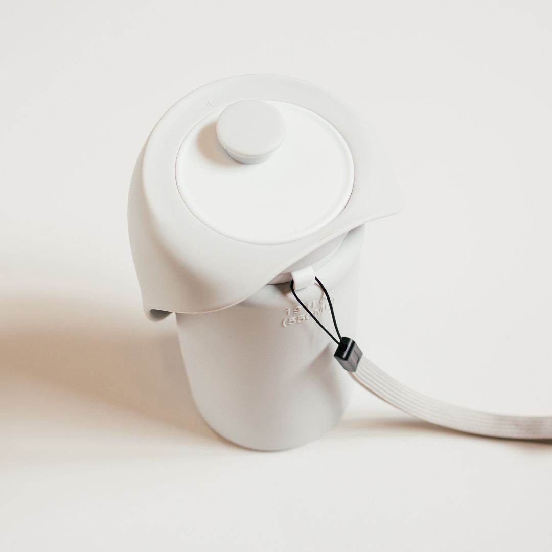 The Dog Outpost 550ml Folding Dog Water Bottle