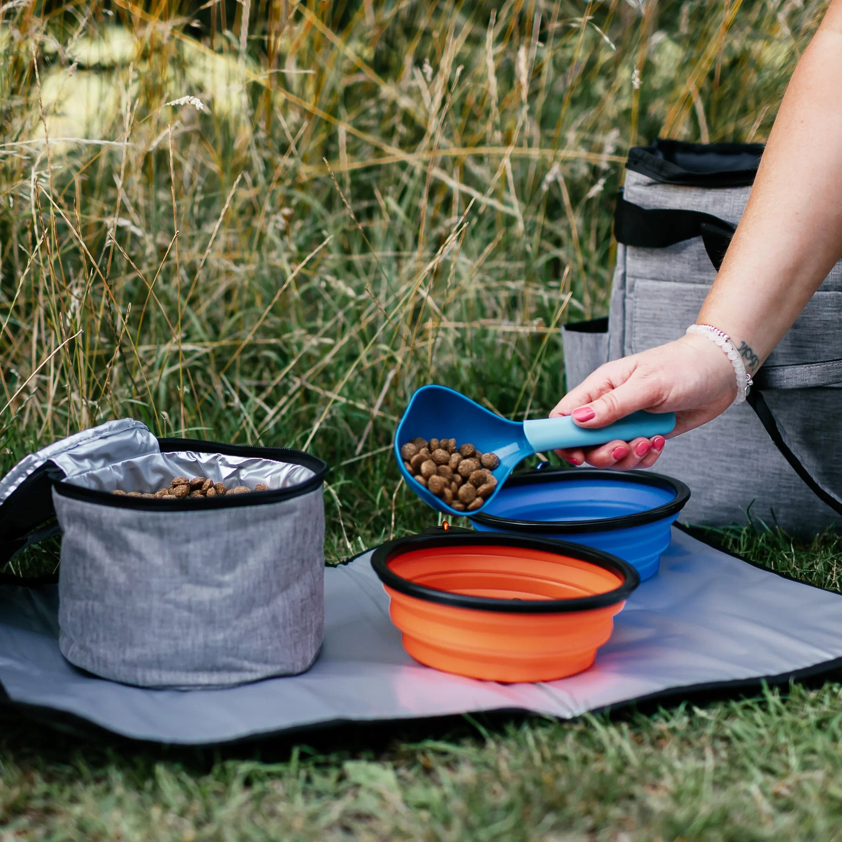 The Dog Outpost Dog Travel Bag Set